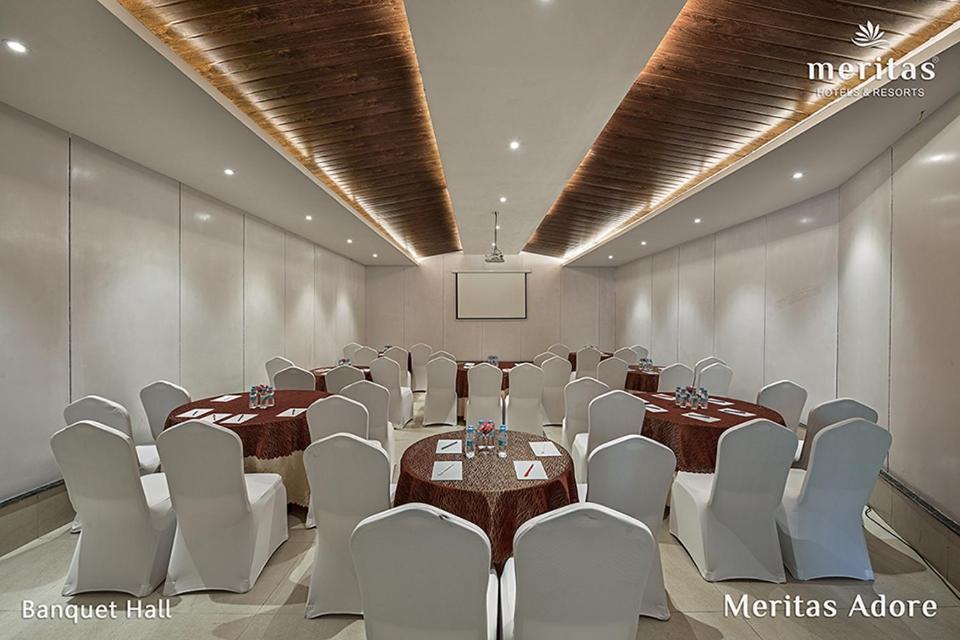 Meritas Adore Resort Лонавла Екстер'єр фото